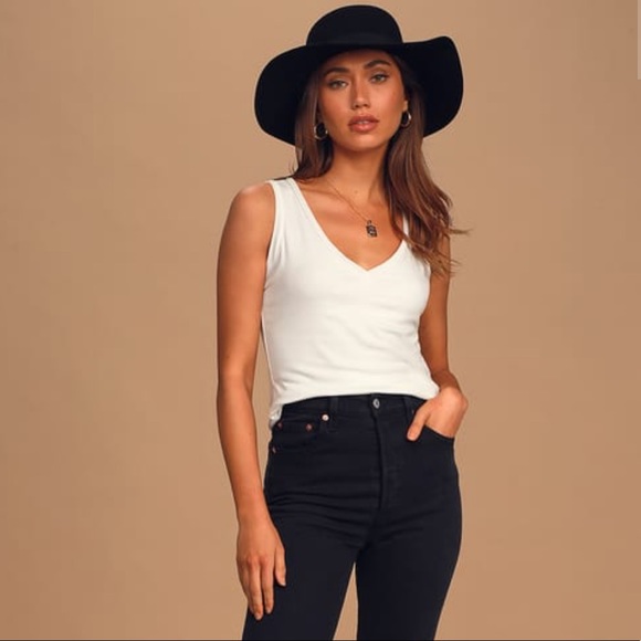 Essential White Ribbed Tank Top - Picture 3 of 5